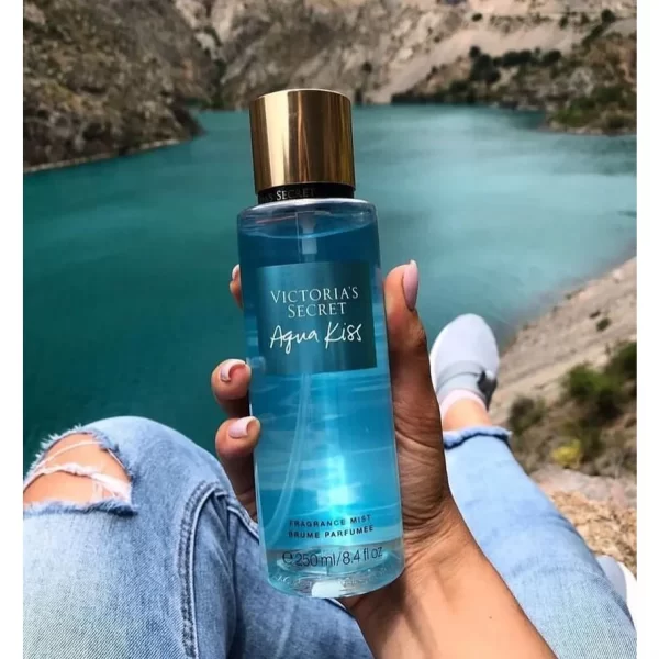 VICTORIA’S SECRET – Aqua Kiss Brume Parfumée