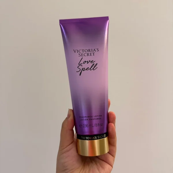 VICTORIA’S SECRET – Love Spell Lotion Corporelle