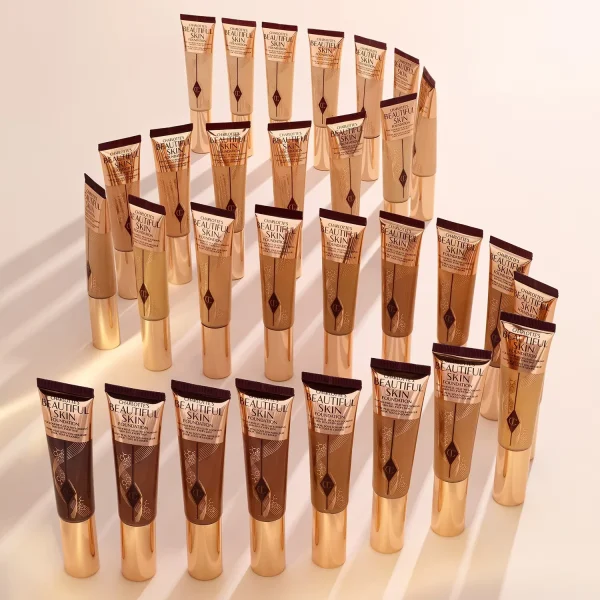 CHARLOTTE TILBURY – Charlotte’s Beautiful Skin Foundation Fond De Teint Effet Bonne Mine