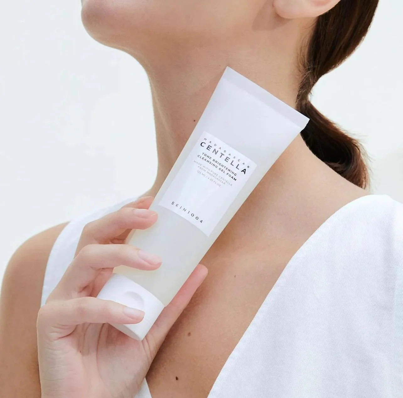SKIN 1004 - Madagascar Centella Tone Brightening Cleansing Gel Foam - Gel Moussant Éclaircissant