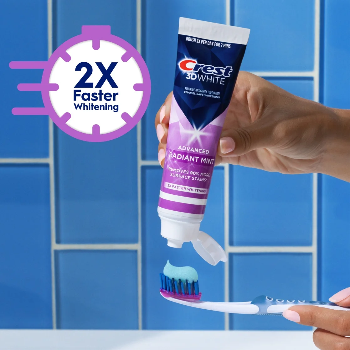 CREST - 3D White Advanced Radiant Mint Whitening Toothpaste - Dentifrice Blanchissant