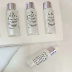ESTEE LAUDER - Perfectionist Pro Kit Ampoules Intensives Illuminatrices Vitamin C/E + Licorice