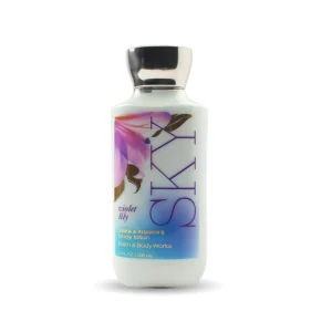 BATH AND BODY WORKS - Violet Lily SKY Lotion Corporelle Hydratante