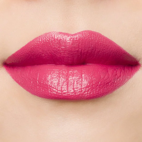 NYX-Shout-Loud-Satin-Rouge-a-Levres-21st-1.webp
