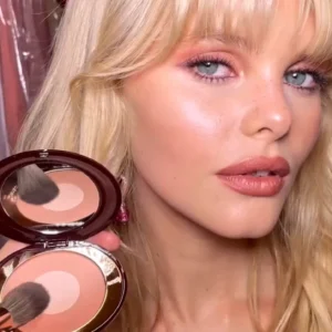 CHARLOTTE TILBURY - Cheek To Chic Blush - Fards à Joues