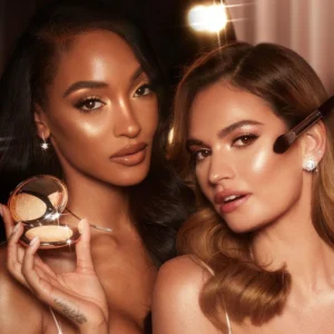 CHARLOTTE TILBURY - Hollywood Glow Glide Face Architect Highlighter